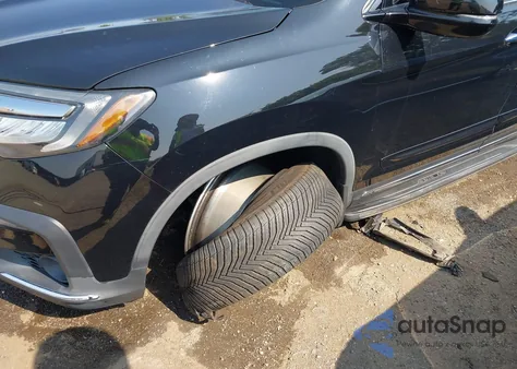 2019 Honda Pilot Elite z USA, uszkodzony, nr VIN 5FNYF6H09KB005128